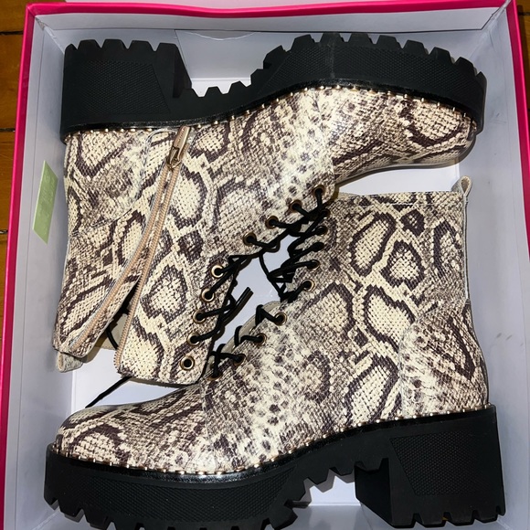 Vince Camuto Mecale snake combat boots Brand new in box NWT